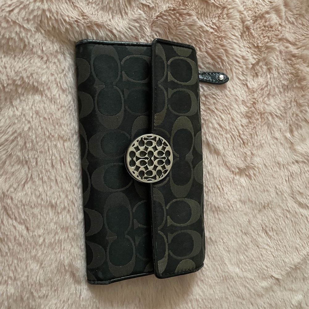 Ladies coach wallet